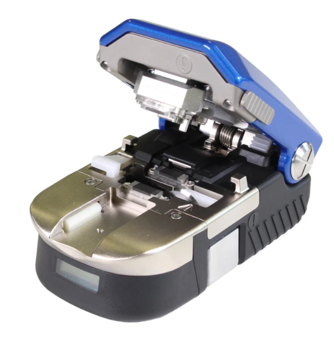 Sumitomo FC-8R One-Step Automatic Fiber Cleaver | 60,000 Cleaves, Auto Blade Rotation, 260g