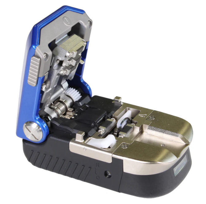 Sumitomo FC-8R One-Step Automatic Fiber Cleaver | 60,000 Cleaves, Auto Blade Rotation, 260g