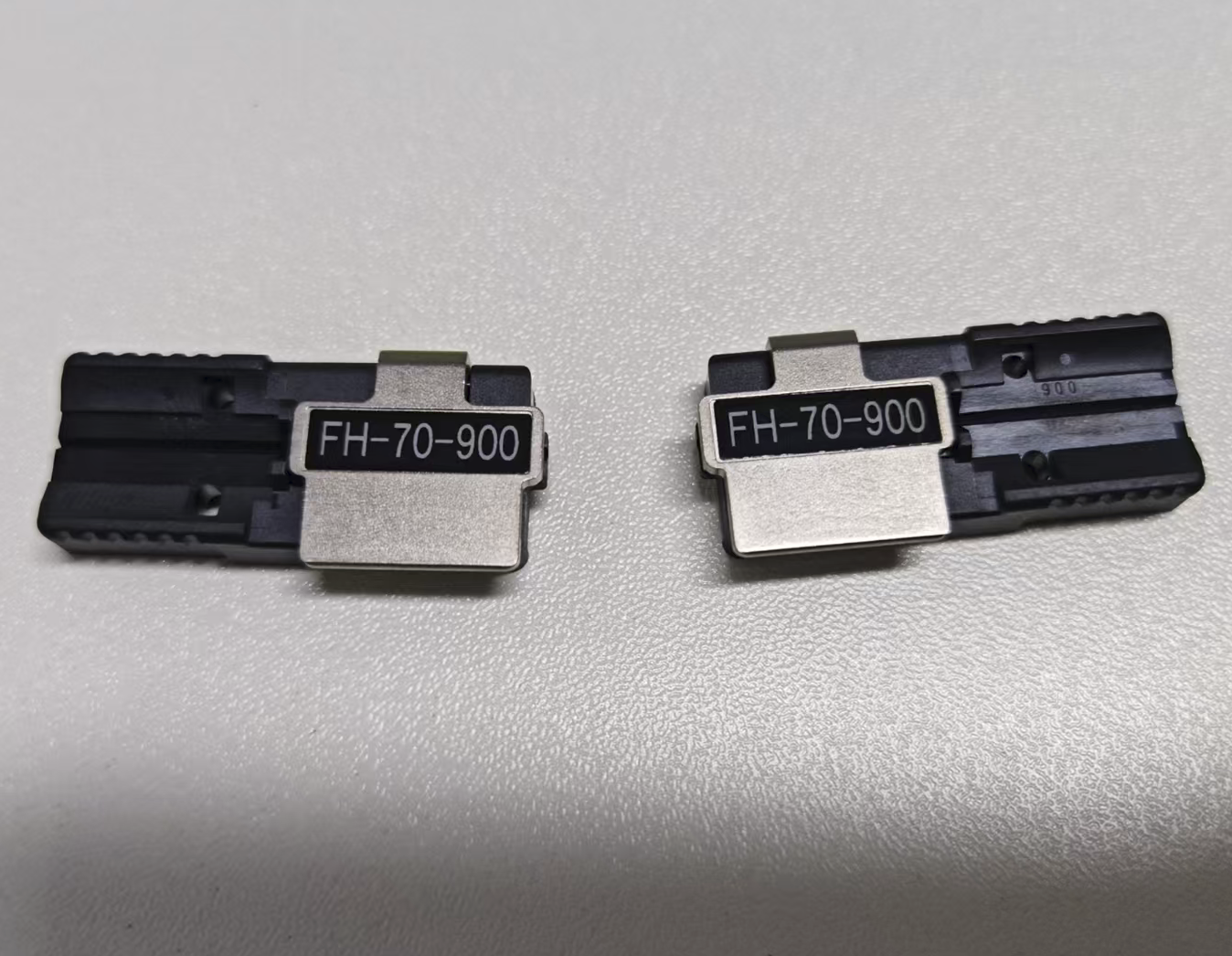 FH-70-900 Fiber Holders for Fujikura 19S+/41S/70S+ (PAIR)